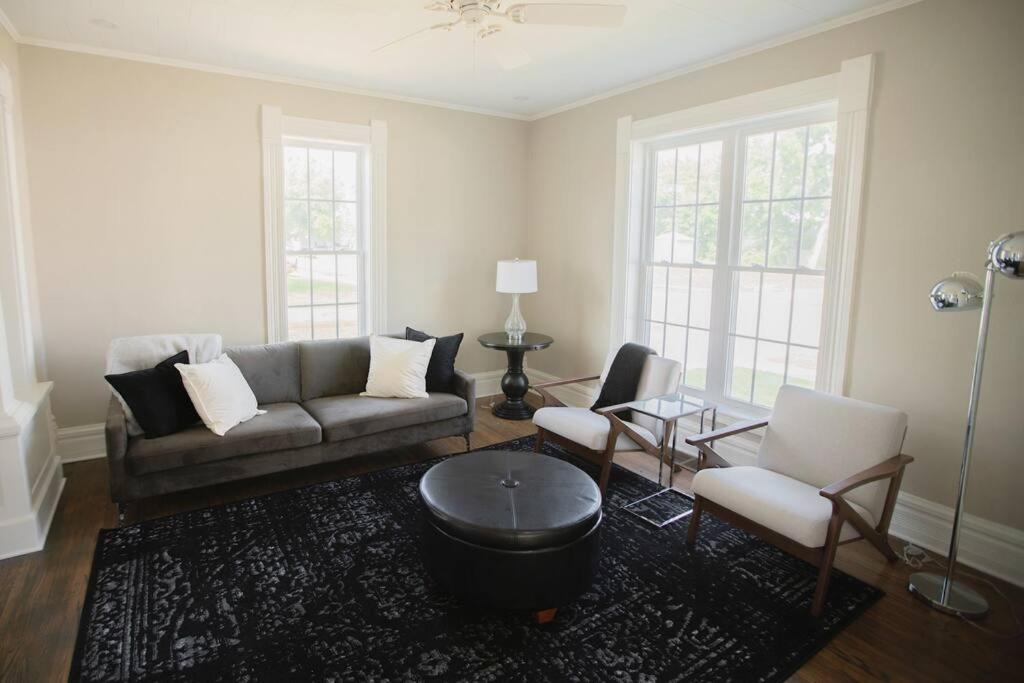 Photo of Livingroom in Maquoketa