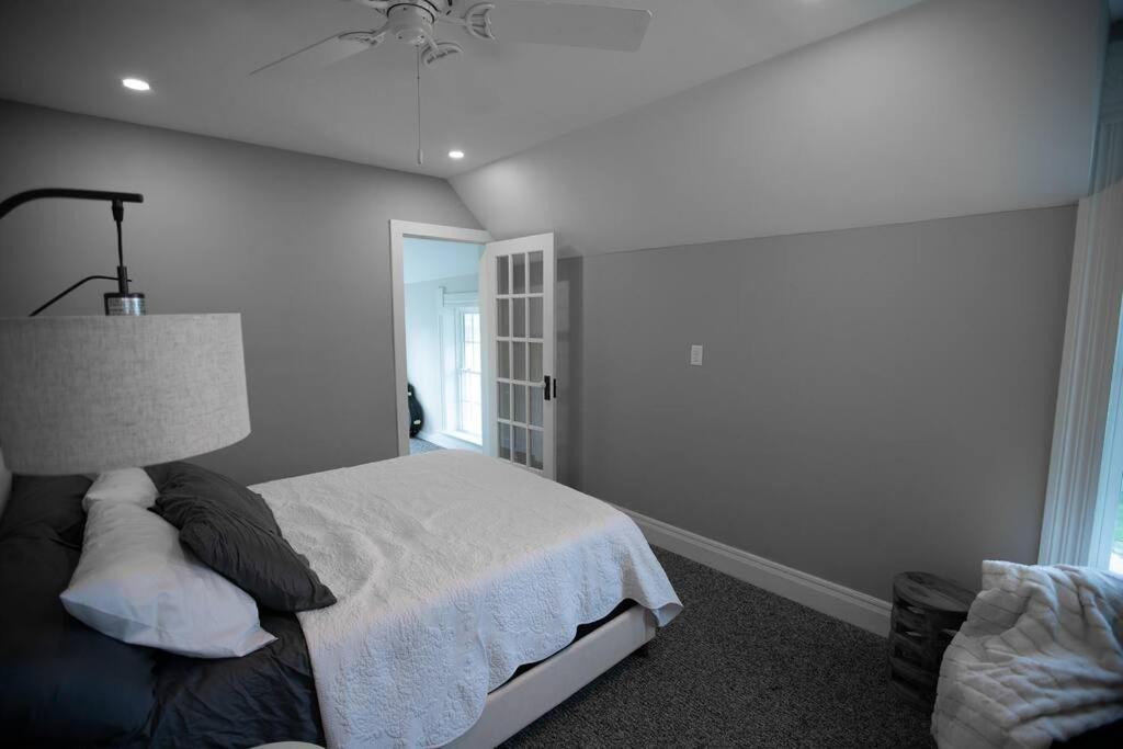 Photo of Bedroom in Maquoketa