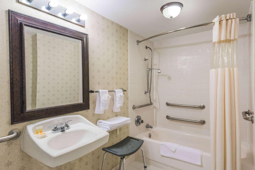 Photo of Bathroom in Lumberton