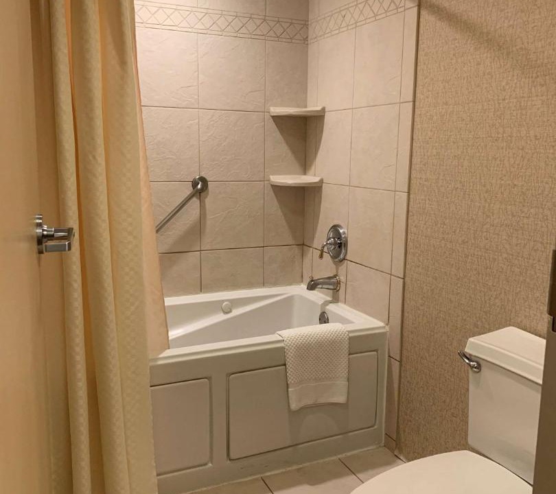 Photo of Bathroom in Northbrook