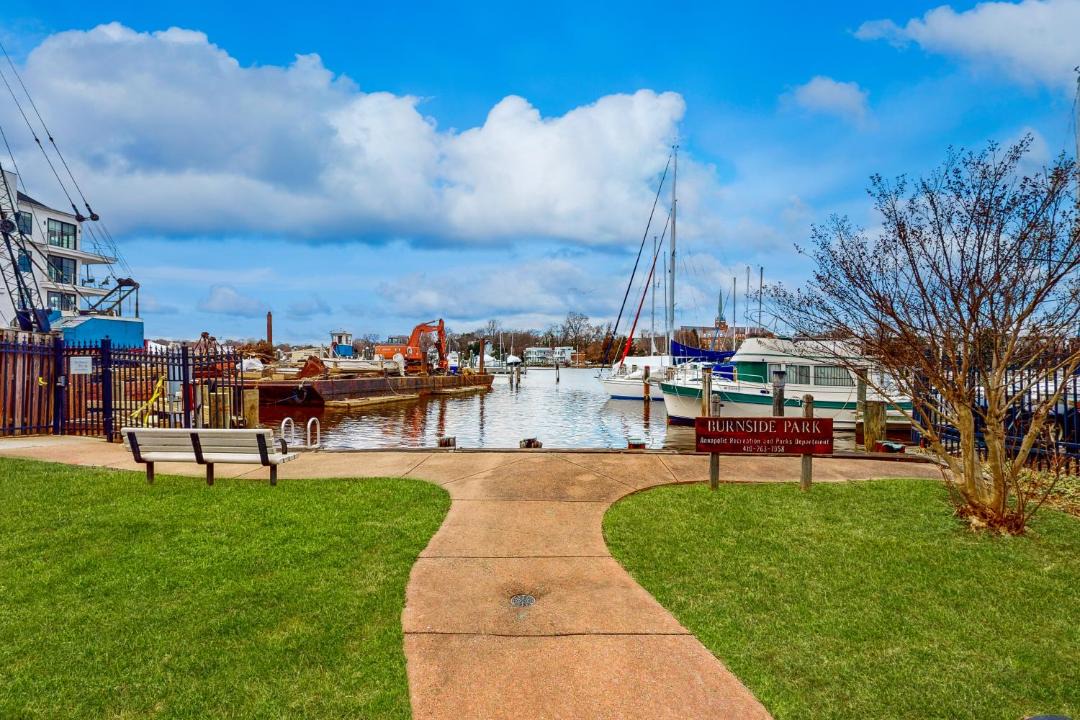 Photo of Others in Eastport