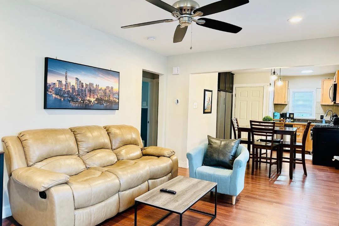 Photo of Livingroom in Cherry Hill