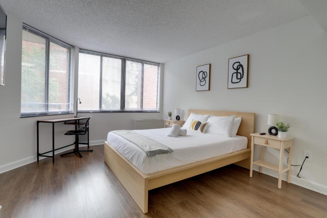 Photo of Bedroom in Pentagon City