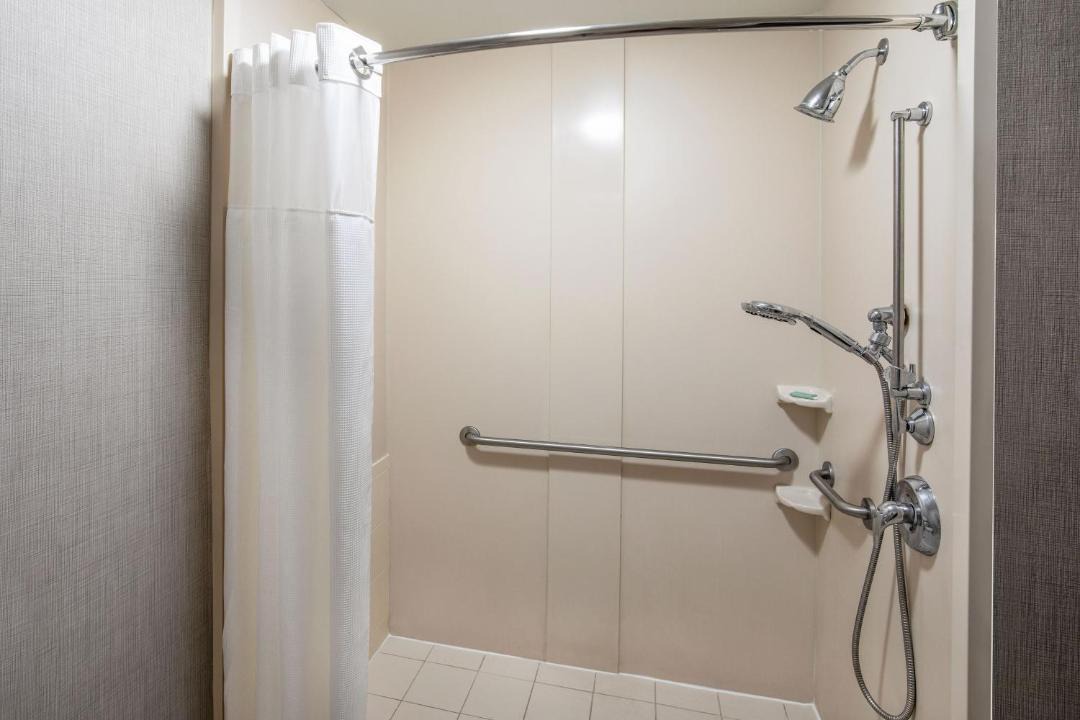 Photo of Bathroom in Greenbrier East