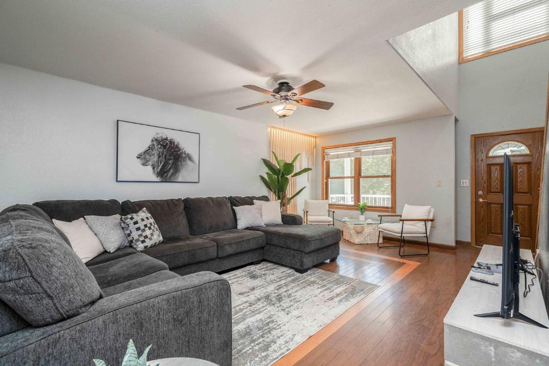 Photo of Livingroom in Sioux Falls