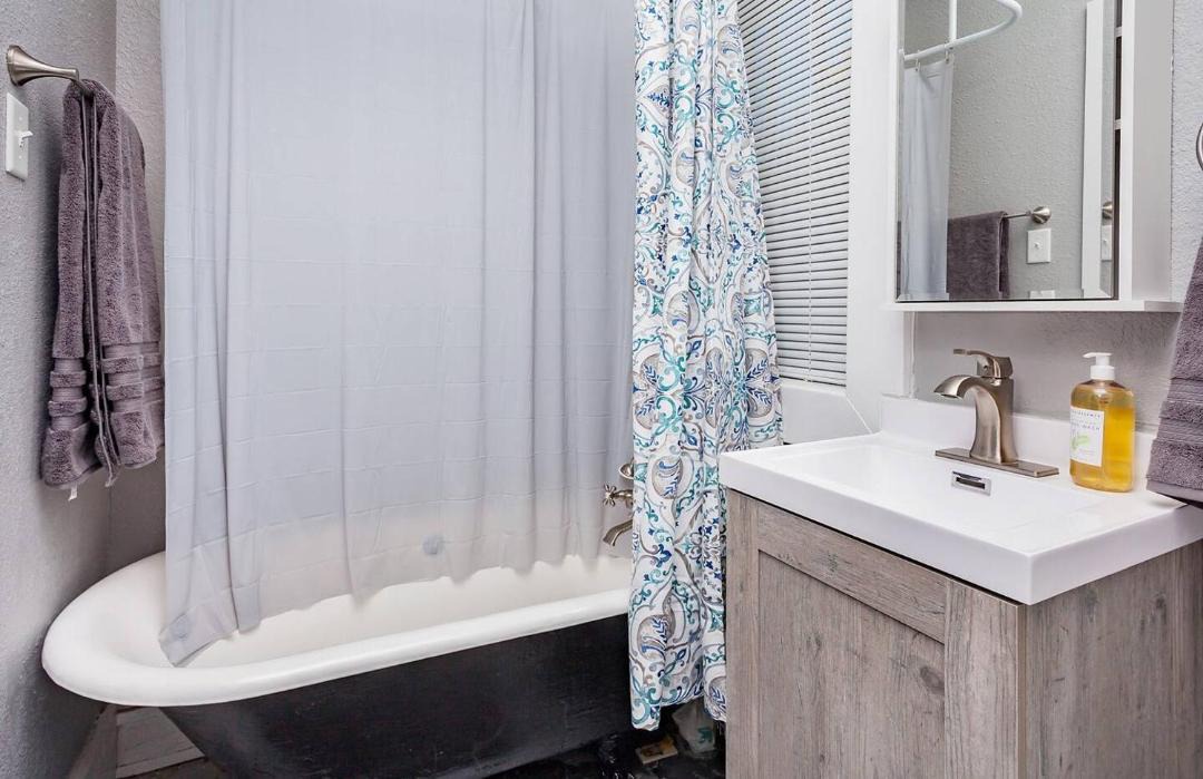 Photo of Bathroom in Sherman Hill