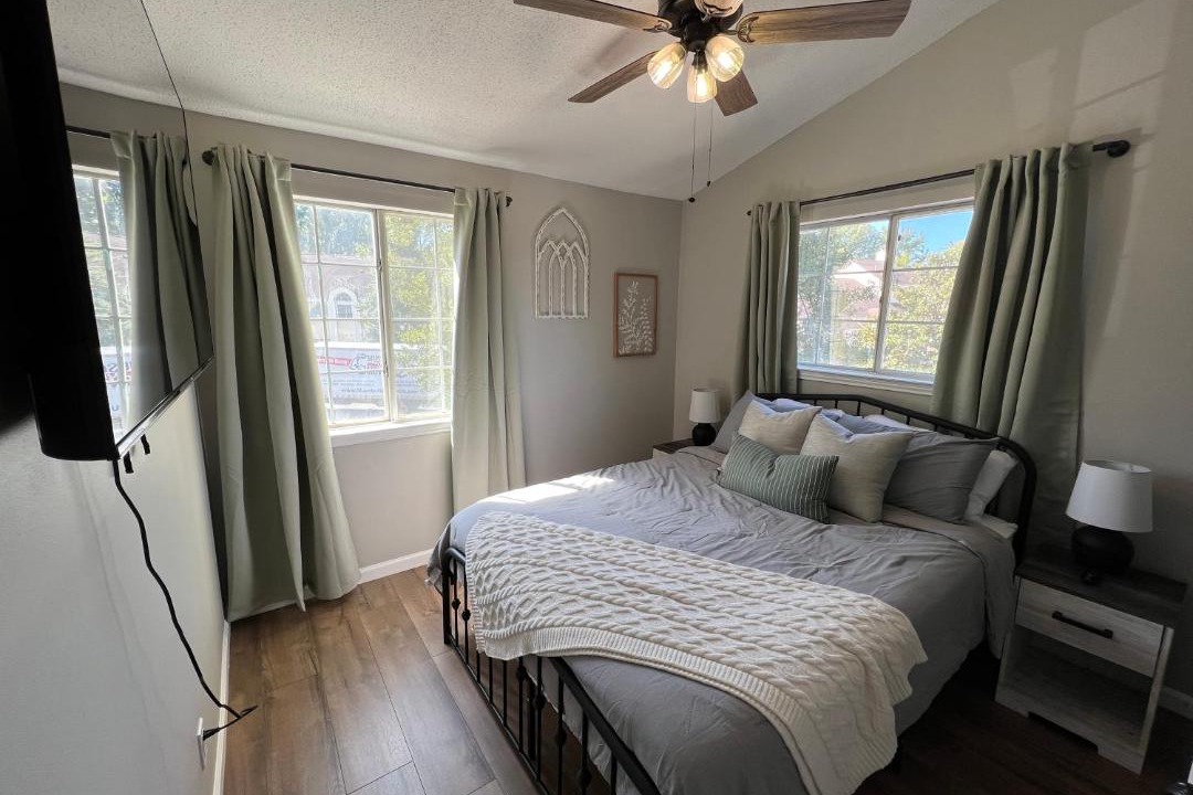 Photo of Bedroom in Huntsville
