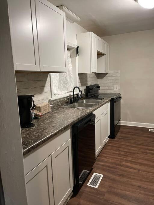 Photo of Kitchen in Elizabeth City