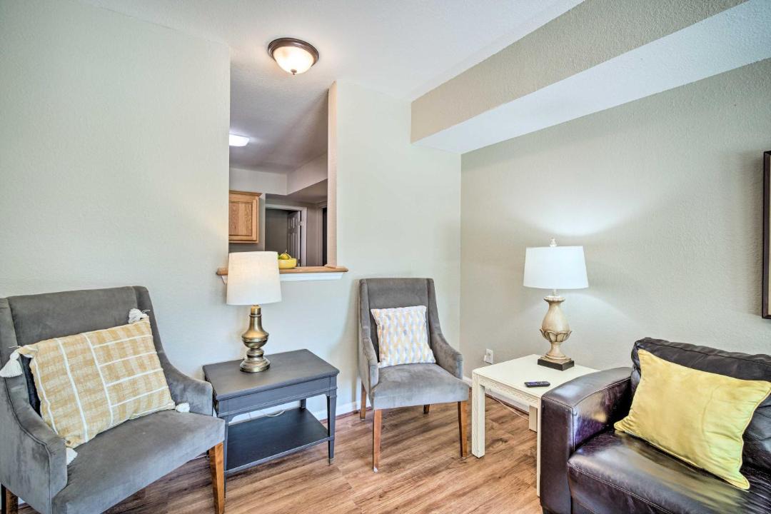 Photo of Livingroom in Rising Fawn