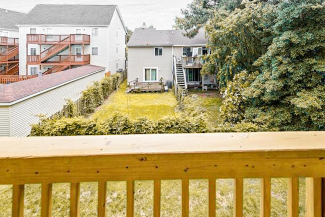 Photo of Patio Balcony in Caine Woods