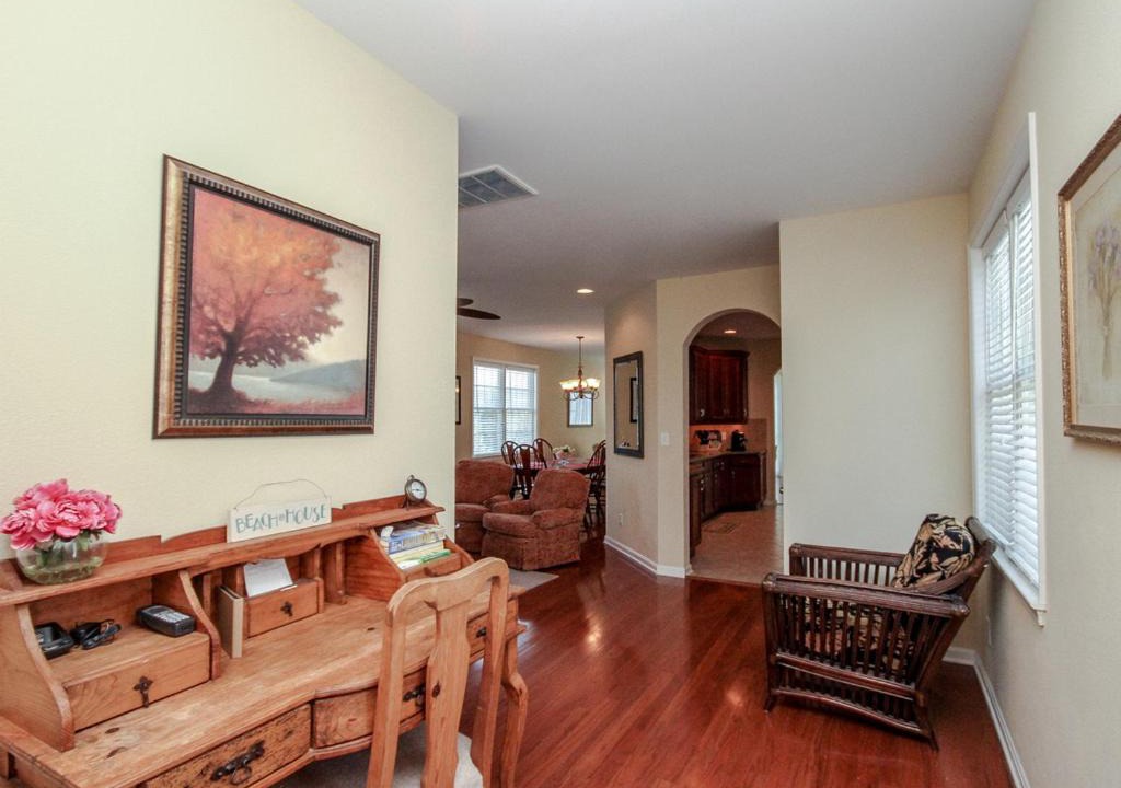 Photo of Livingroom in The Commons