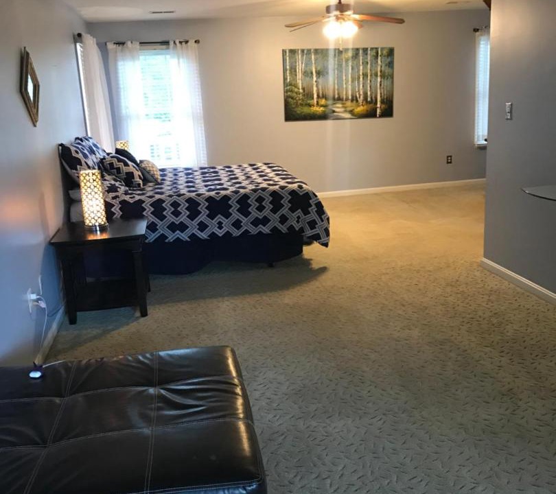 Photo of Livingroom in Cape Saint Claire