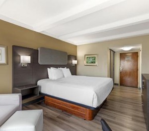 Athens Inn 