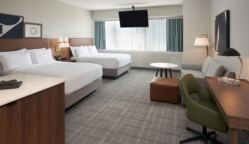Room, 2 Queen Beds, Mobility Accessible, Kitchen (Communications, City View)