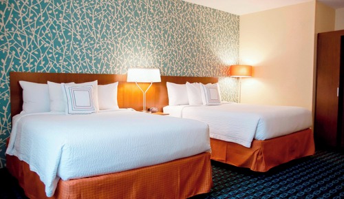 Room, 2 Queen Beds, Hearing Accessible (Accessible Bathtub)