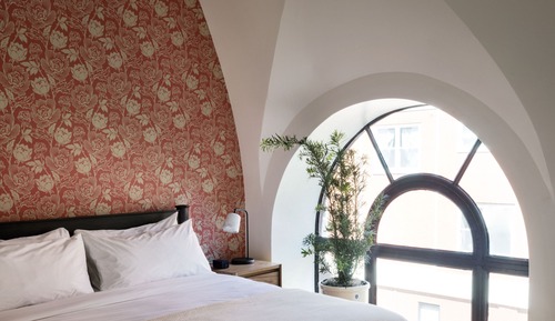 Suite, 1 King Bed