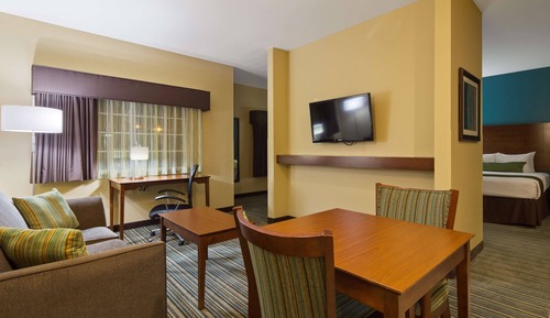Suite, 2 Queen Beds, Non Smoking, Kitchen