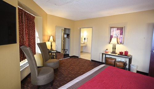 Romantic Suite, Jetted Tub