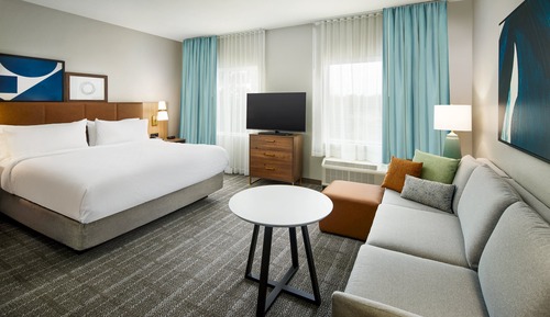 Studio Suite, 1 King Bed with Sofa bed, Accessible, Kitchen (Communications)