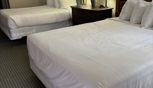 Double Room, Ensuite (Double Queen Guest Room)