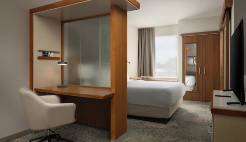 Suite, Multiple Beds, Accessible Bathtub