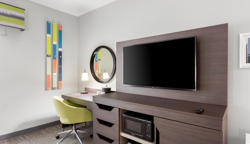 Room, 1 King Bed, Accessible, Bathtub