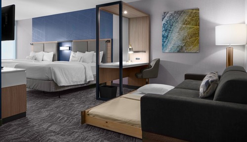 Suite, Multiple Beds