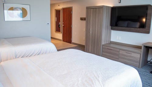 Standard Room, 2 Queen Beds, Accessible (Communications)