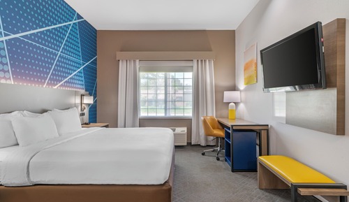 Suite, 1 King Bed with Sofa bed, Accessible, Non Smoking