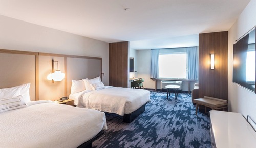Suite, Multiple Beds, Mobility Accessible, River View (Accessible Bathtub)