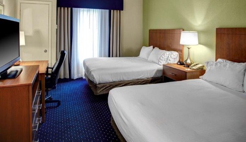 Suite, Multiple Beds (Additional Living Area)