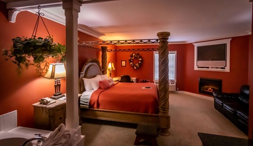 Luxury Room, 1 King Bed with Sofa bed, Jetted Tub, Vineyard View