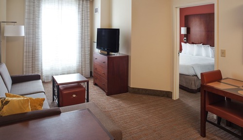 Suite, 1 Bedroom (Mobility/Hearing Accessible, Tub)