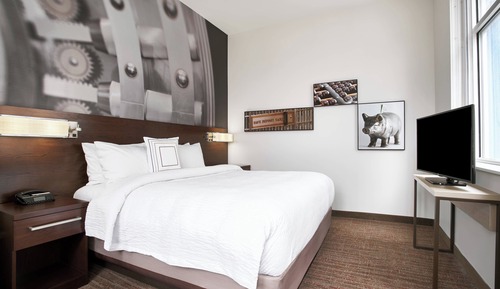 Suite, 1 Bedroom (Hearing Accessible)