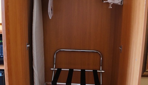 Room, 2 Queen Beds, Roll-in Shower, Non Smoking (Mobility Accessible)