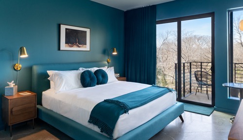 King Room, Creek View