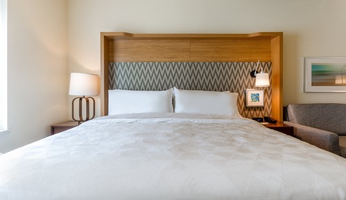 Standard Room, 1 King Bed, Accessible (Communications Accessible)