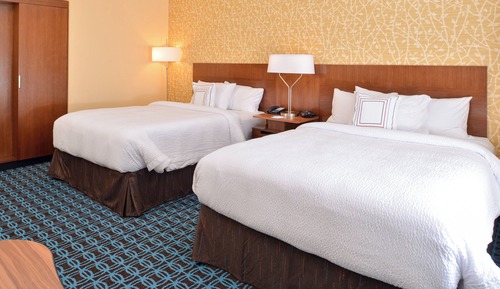 Room, 2 Queen Beds, Hearing Accessible (Accessible Bathtub)