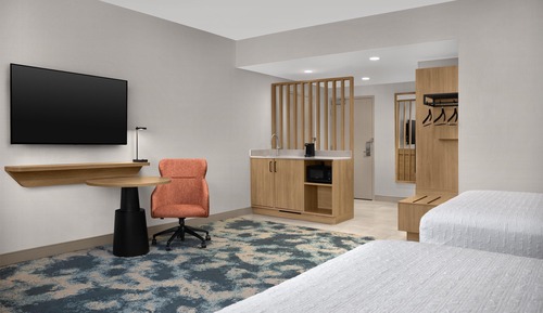 Suite, 2 Queen Beds, Accessible (Hearing)