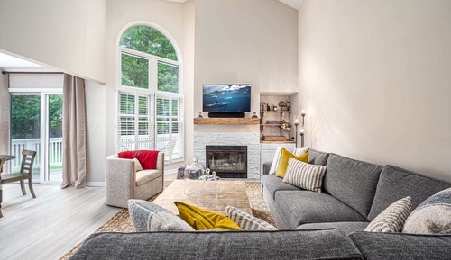 House (2 Bedrooms)