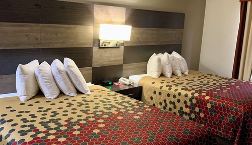 Standard Room, 2 Queen Beds, Non Smoking