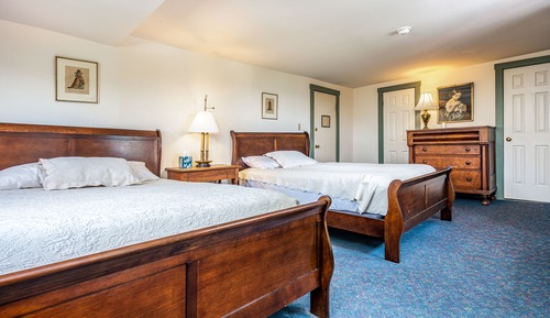 12 - Madison Stateroom