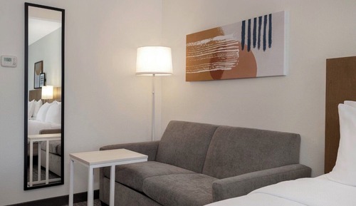 Room, Multiple Beds