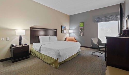 One King Bed, Non-Smoking