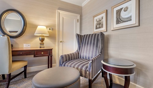 Traditional Room, 1 Queen Bed