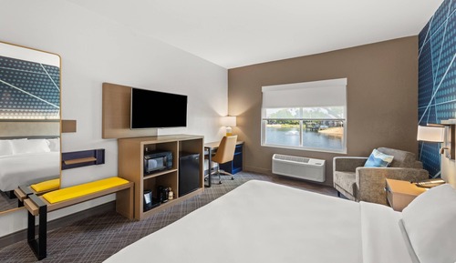 Standard Room, 1 Queen Bed, Non Smoking
