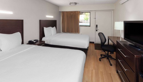 Room, 2 Double Beds, Accessible, Non Smoking (Mobility, Bathtub w/Grab Bars)
