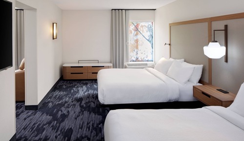 Suite, Multiple Beds, Hearing Accessible (Accessible Bathtub)