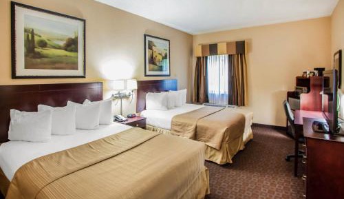 Queen Room with Two Queen Beds - Non-Smoking