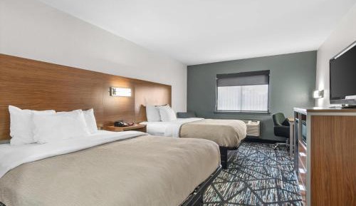 Queen Room with Two Queen Beds - Non-Smoking